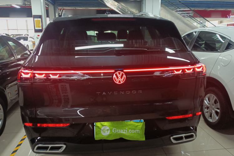 Used Volkswagen Tavendor 2024 380TSI All-Wheel Drive R-Line Cruise Edition Rear