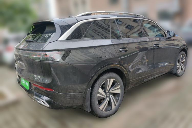 Used Volkswagen Tavendor 2024 380TSI All-Wheel-Drive R-Line Cruise Premium Edition Rear Right 45 Deg