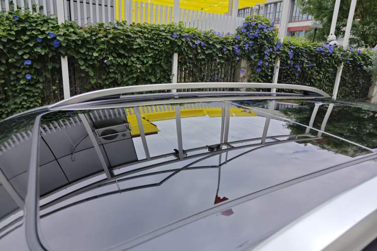 Used Volkswagen Tavendor 2024 330TSI Luxury Touring Edition Roof