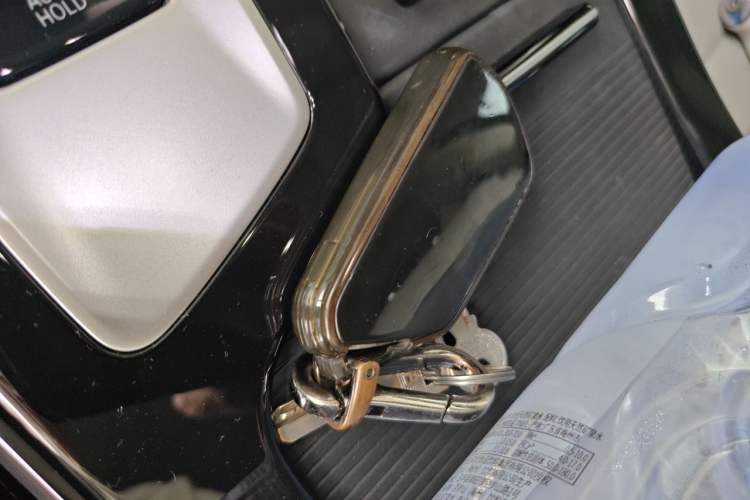Used Volkswagen Tavendor 2024 330TSI Luxury Touring - All-Inclusive Edition Vehicle Key