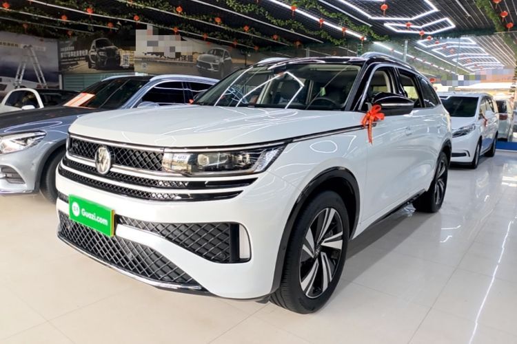 Used Volkswagen Tavendor 2024 380TSI All-Wheel Drive R-Line Cruise Edition Guazi used car, China used car export, Used car for sale, Used cars, Cheapest cars for sale