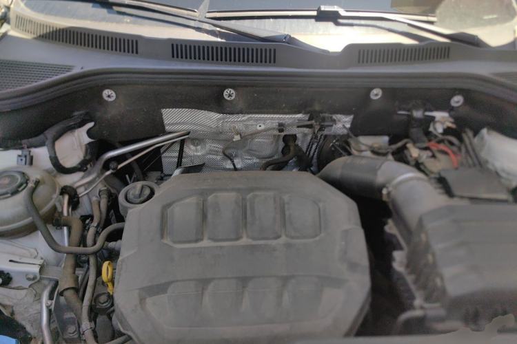 Used Volkswagen Tavendor 2024 Facelifted 380TSI All-Wheel Drive R-Line Cruise Premium Edition Engine Bay