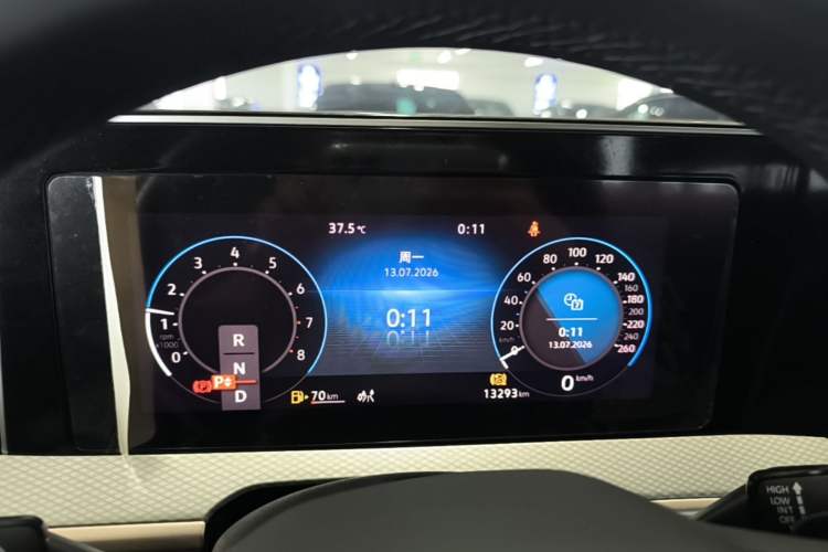 Used Volkswagen Tavendor 2024 380TSI All-Wheel-Drive R-Line Journey Shared Enjoyment Model Instrument Cluster