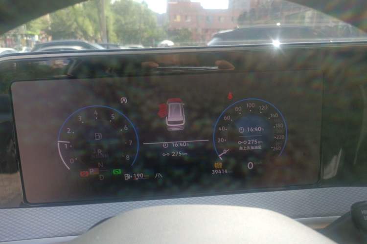Used Volkswagen Tavendor 2024 380TSI All-Wheel-Drive R-Line Cruise Premium Edition Instrument Cluster