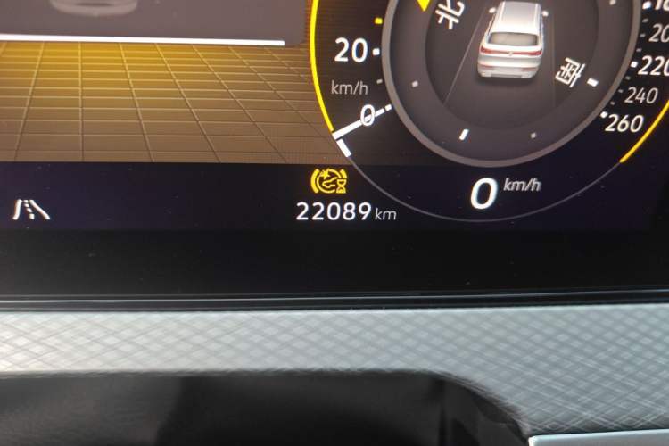 Used Volkswagen Tavendor 2024 380TSI All-Wheel-Drive R-Line Ambition Edition Odometer Close Up