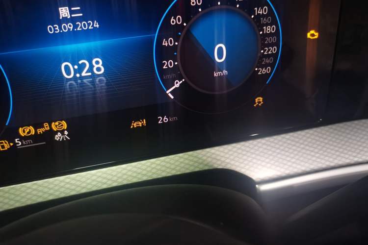 Used Volkswagen Tavendor 2024 380TSI All-Wheel Drive R-Line Cruise Edition Odometer Close Up