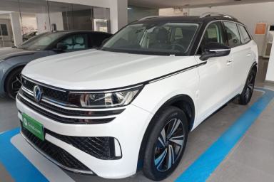 Used Volkswagen Tavendor 2024 Facelifted 380TSI All-Wheel Drive R-Line Cruise Premium Edition