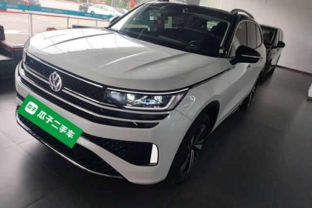 Used Volkswagen Tavendor 2024 380TSI All-Wheel Drive R-Line Cruise Edition