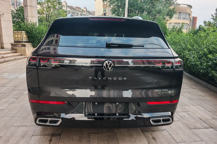 Used Volkswagen Tavendor 2025 Model 380TSI Four-Wheel Drive R-Line Cruise Zhongxiang Edition Exterior 3