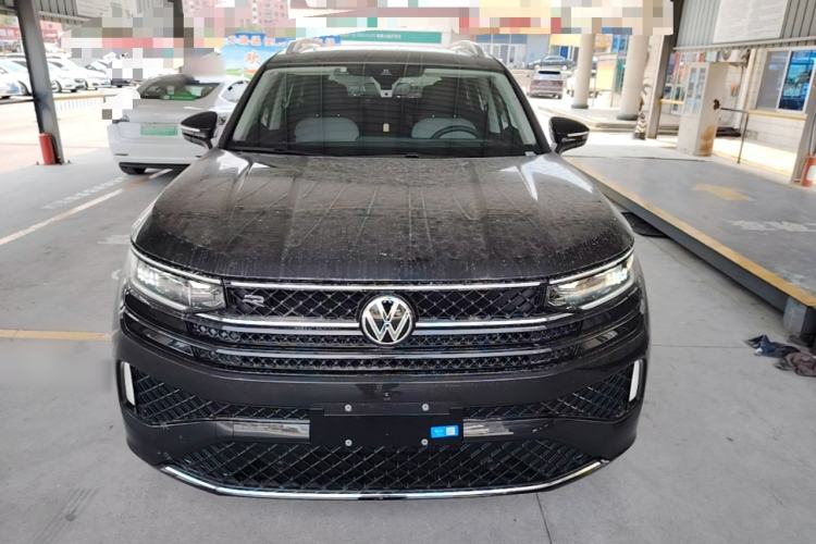 Used Volkswagen Tavendor 2025 Model 380TSI Four-Wheel Drive R-Line Cruise Zhongxiang Edition Front