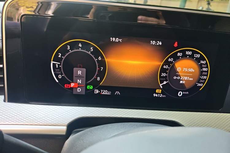 Used Volkswagen Tavendor 2025 Model 380TSI Four-Wheel Drive R-Line Cruise Zhongxiang Edition Instrument Cluster