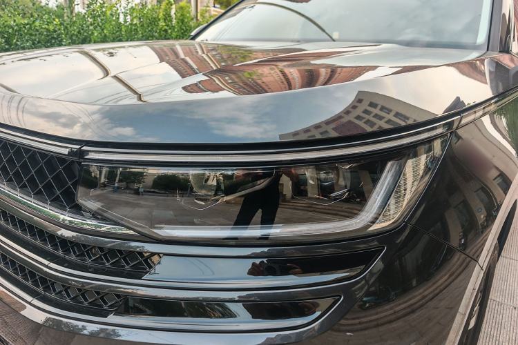Used Volkswagen Tavendor 2025 Model 380TSI Four-Wheel Drive R-Line Cruise Zhongxiang Edition Left Front Headlight