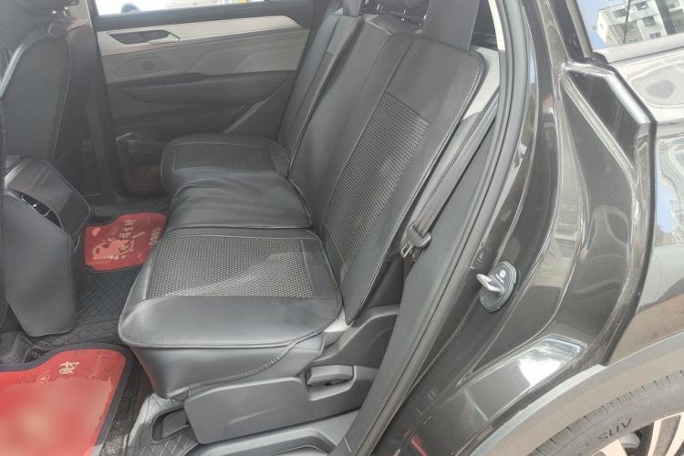 Used Volkswagen Tavendor 2025 Model 330TSI Luxury Journey—Shared Enjoyment Edition Left Rear Seat