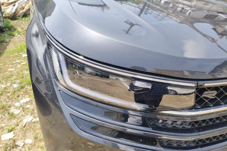 Used Volkswagen Tavendor 2025 Model 380TSI Four-Wheel Drive R-Line Cruise Zhongxiang Edition Right Front Headlight