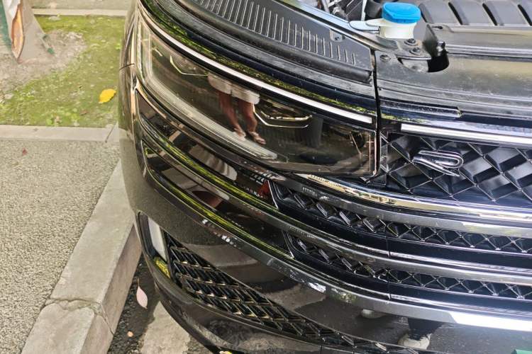 Used Volkswagen Tavendor 2025 Model 380TSI Four-Wheel Drive R-Line Cruise Zhongxiang Edition Right Front Headlight