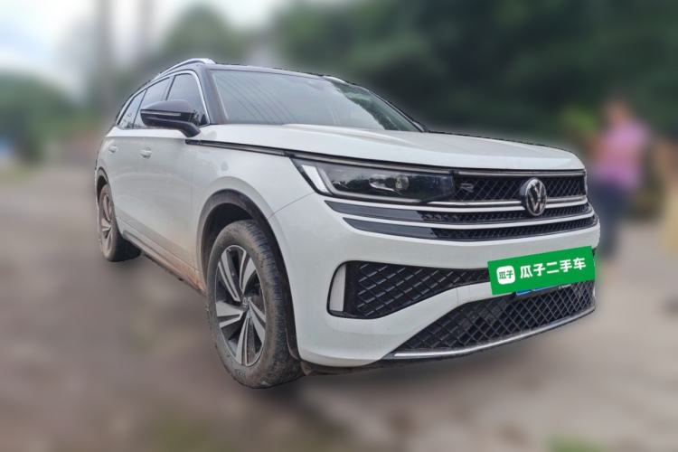 Used Volkswagen Tavendor 2025 Model 380TSI Four-Wheel Drive R-Line Cruise Zhongxiang Edition Front Right 45 Deg