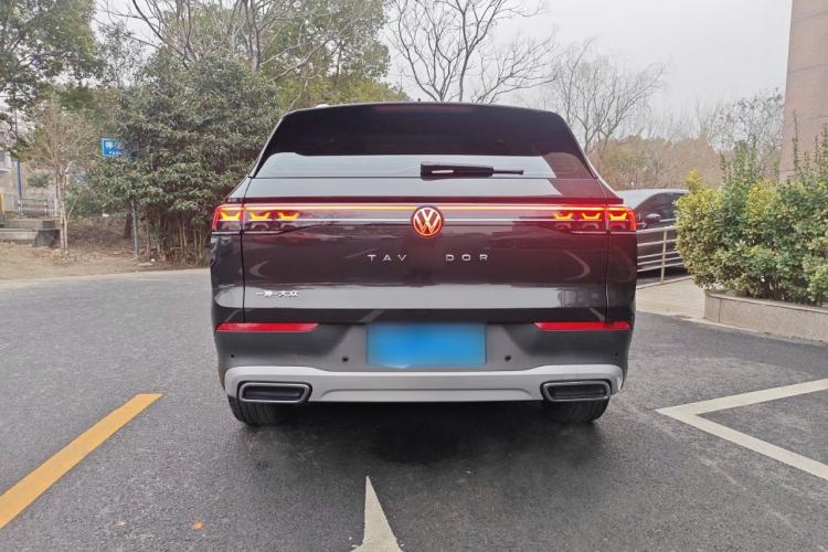 Used Volkswagen Tavendor 2026 Model 330TSI Luxury Journey—Shared Enjoyment Edition Rear