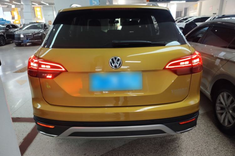 Used Volkswagen Tayron 2019 330TSI Two-Wheel-Drive Luxury Version China V Emission Standard Exterior 4