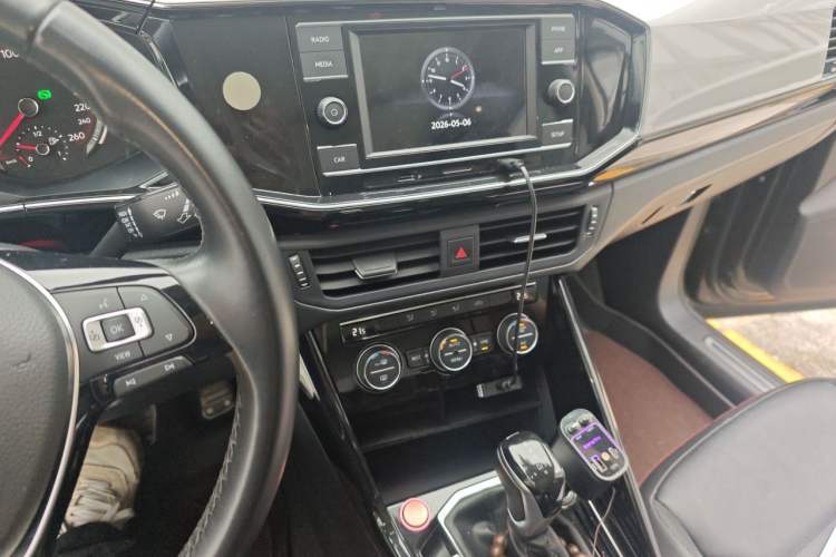 Used Volkswagen Tayron 2019 330TSI Two-Wheel Drive Luxury Model China VI Standard Audio And AC Panel