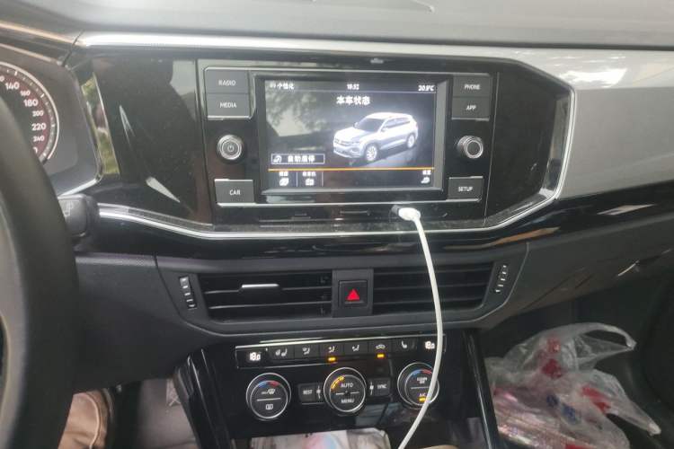Used Volkswagen Tayron 2019 330TSI Two-Wheel Drive Luxury Model China VI Standard Audio And AC Panel