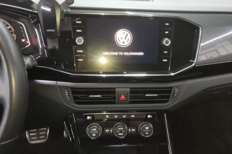 Used Volkswagen Tayron 2019 380TSI All-Wheel Drive R-Line China V-standard Audio And AC Panel