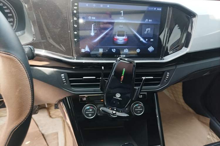 Used Volkswagen Tayron 2019 Teramont Edition 280TSI Two-Wheel Drive Luxury Model China VI Standard Audio And AC Panel