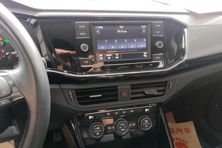 Used Volkswagen Tayron 2019 330TSI Two-Wheel Drive Luxury Model China VI Standard Audio And AC Panel