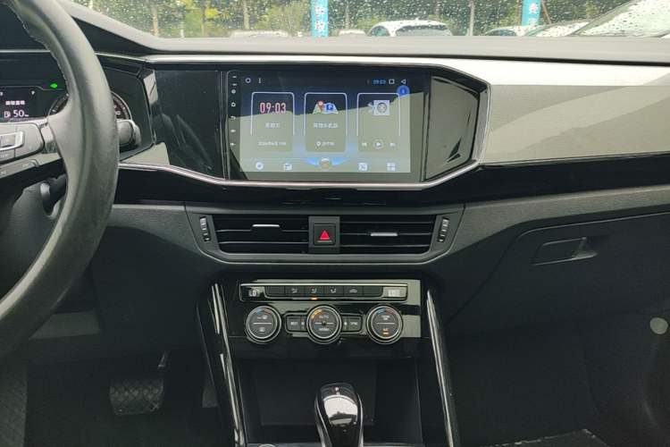 Used Volkswagen Tayron 2019 Teramont Edition 280TSI Two-Wheel Drive Luxury Model China VI Standard Audio And AC Panel