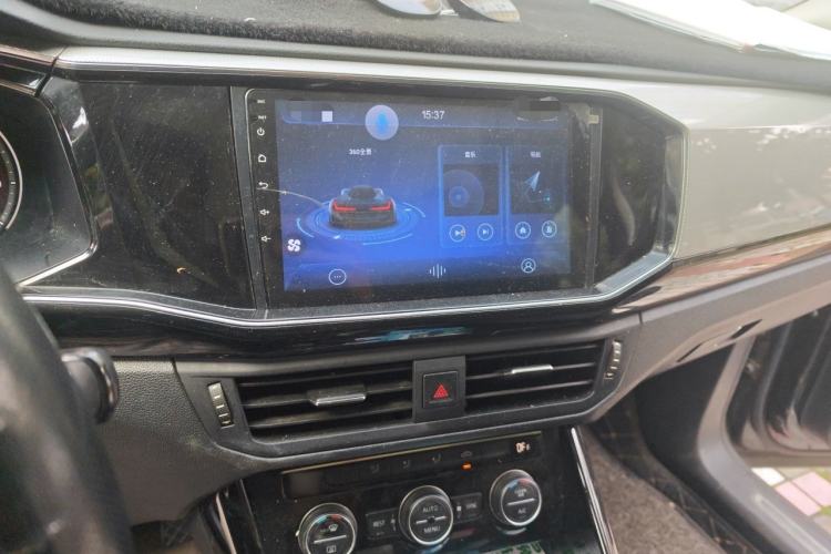 Used Volkswagen Tayron 2019 330TSI Two-Wheel Drive Luxury Model China VI Standard Audio And AC Panel