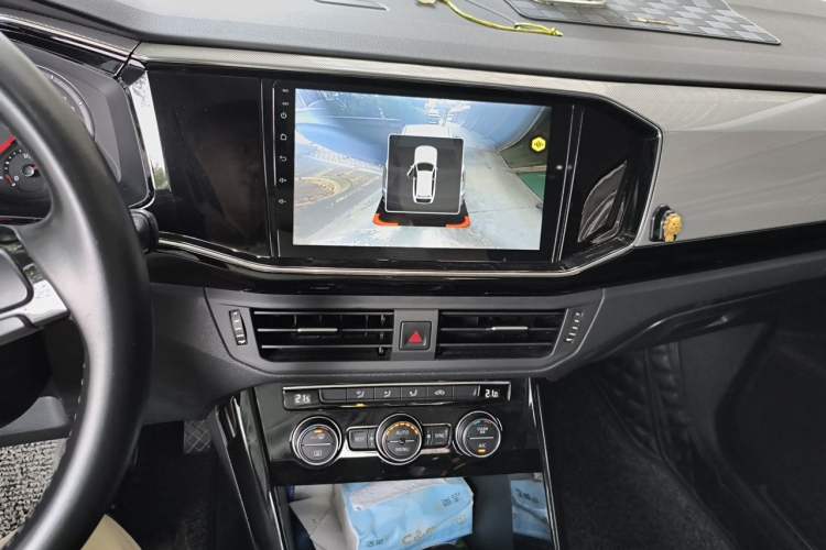 Used Volkswagen Tayron 2019 330TSI Four-Wheel Drive Luxury Version China V Standard Audio And AC Panel