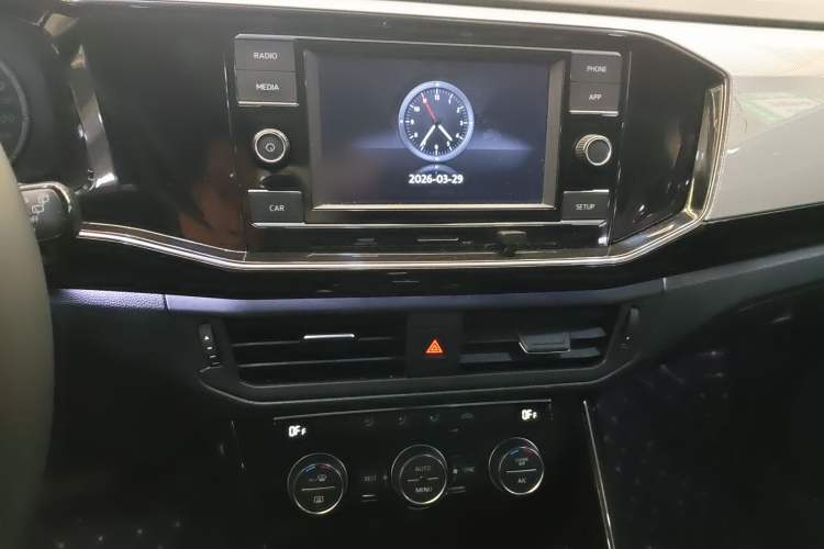 Used Volkswagen Tayron 2019 330TSI Four-Wheel Drive Luxury Version China VI Standard Audio And AC Panel