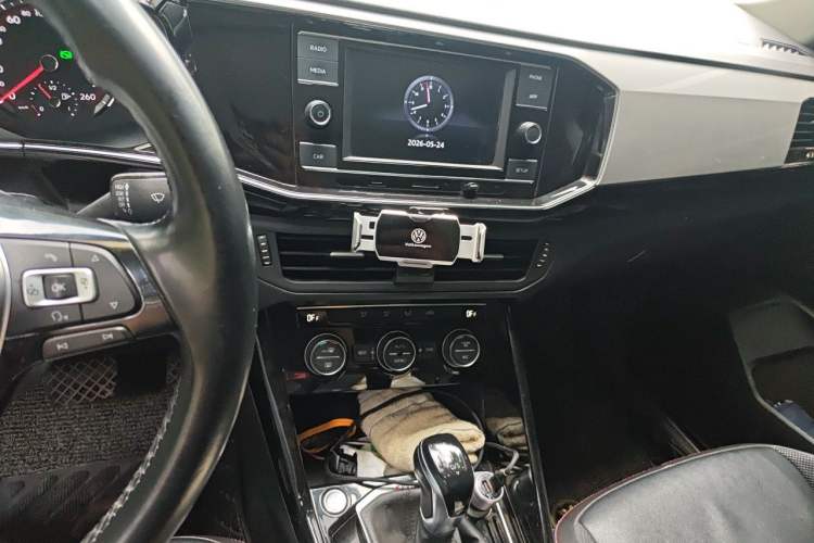 Used Volkswagen Tayron 2019 330TSI Four-Wheel Drive Luxury Version China V Standard Audio And AC Panel