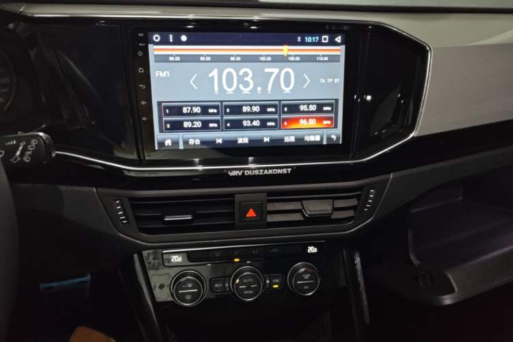 Used Volkswagen Tayron 2019 330TSI Two-Wheel Drive Luxury Model China VI Standard Audio And AC Panel