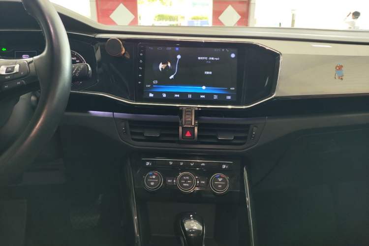 Used Volkswagen Tayron 2019 330TSI Two-Wheel Drive Luxury Model China VI Standard Audio And AC Panel
