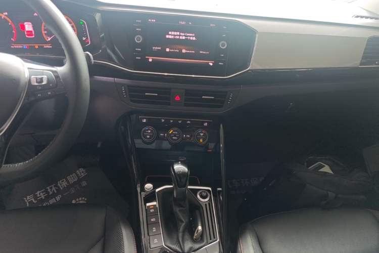 Used Volkswagen Tayron 2019 330TSI Two-Wheel Drive Luxury Model China VI Standard Audio And AC Panel