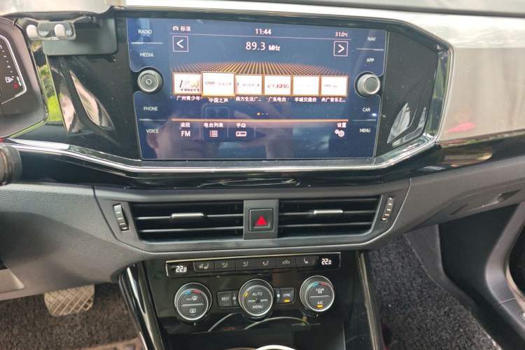 Used Volkswagen Tayron 2019 330TSI Two-Wheel-Drive Luxury Plus China VI Standard Audio And AC Panel