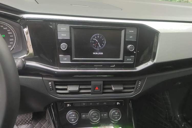 Used Volkswagen Tayron 2019 Teramont Edition 280TSI Two-Wheel Drive Luxury Model China VI Standard Audio And AC Panel