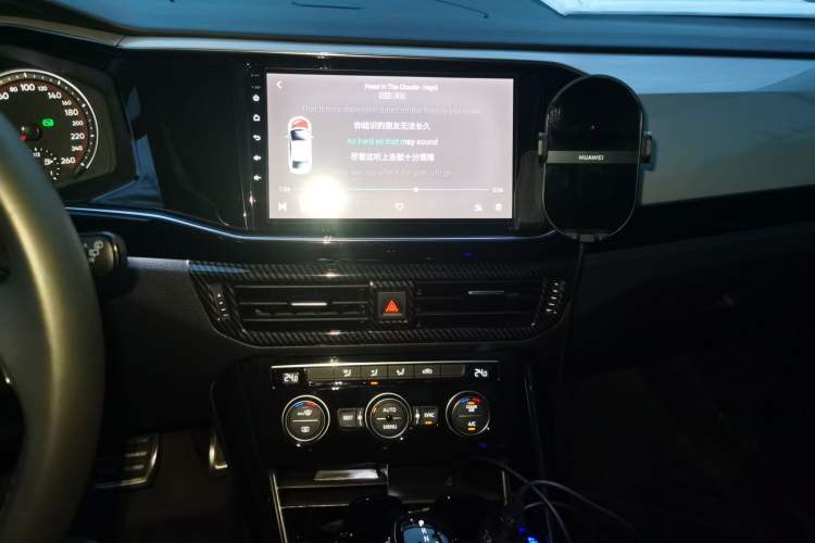 Used Volkswagen Tayron 2019 Teramont Edition 280TSI Two-Wheel Drive Luxury Model China VI Standard Audio And AC Panel