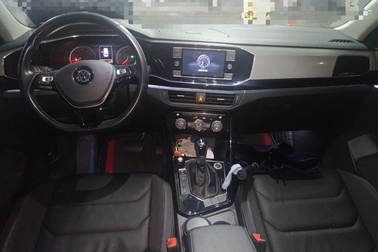 Used Volkswagen Tayron 2019 330TSI Two-Wheel Drive Luxury Model China VI Standard Center Console