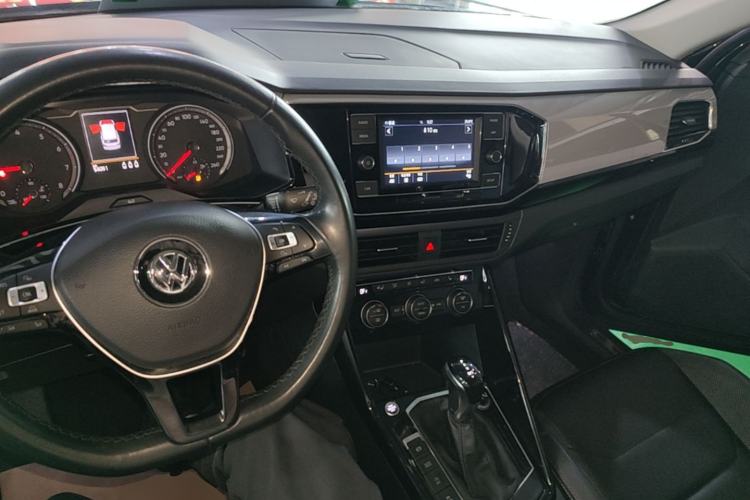 Used Volkswagen Tayron 2019 330TSI Two-Wheel Drive Luxury Model China VI Standard Center Console