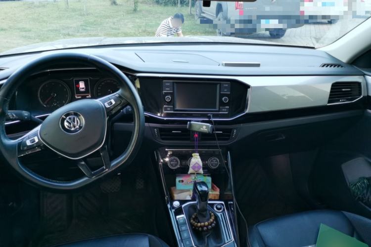 Used Volkswagen Tayron 2019 330TSI Two-Wheel Drive Luxury Model China VI Standard Center Console