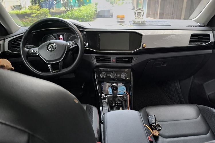 Used Volkswagen Tayron 2019 330TSI Four-Wheel Drive Luxury Version China V Standard Center Console