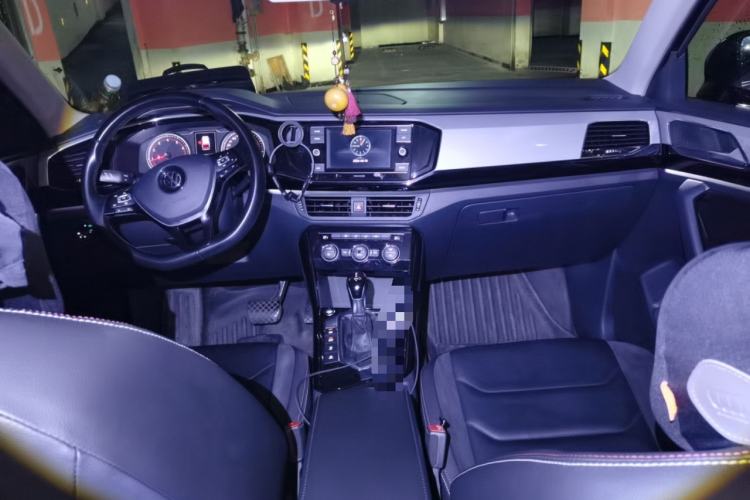 Used Volkswagen Tayron 2019 330TSI Two-Wheel Drive Luxury Model China VI Standard Center Console