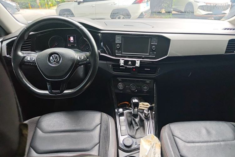 Used Volkswagen Tayron 2019 330TSI Four-Wheel Drive Luxury Version China V Standard Center Console