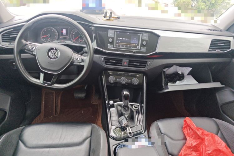 Used Volkswagen Tayron 2019 330TSI Two-Wheel Drive Luxury Model China VI Standard Center Console