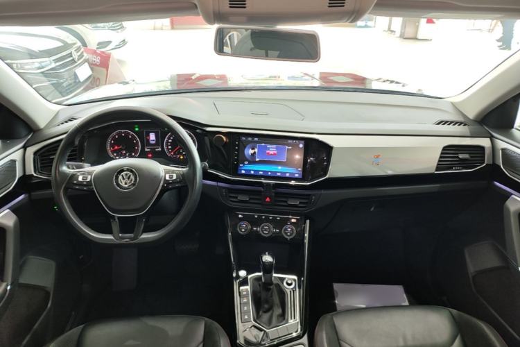 Used Volkswagen Tayron 2019 330TSI Two-Wheel Drive Luxury Model China VI Standard Center Console