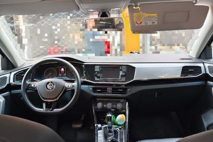 Used Volkswagen Tayron 2019 330TSI Two-Wheel Drive Luxury Model China VI Standard Center Console