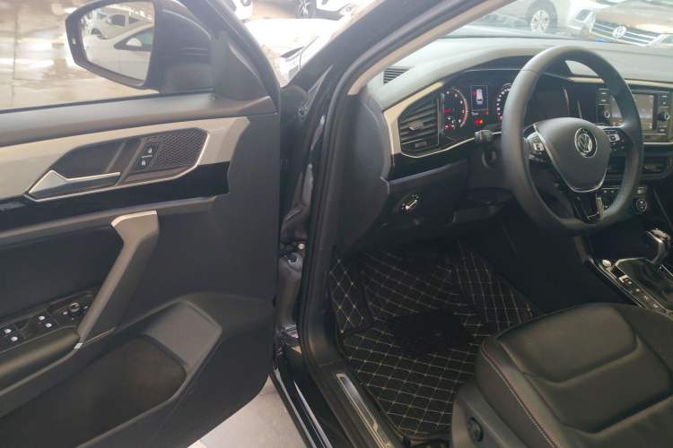 Used Volkswagen Tayron 2019 Teramont Edition 280TSI Two-Wheel Drive Luxury Model China VI Standard Driver Seat