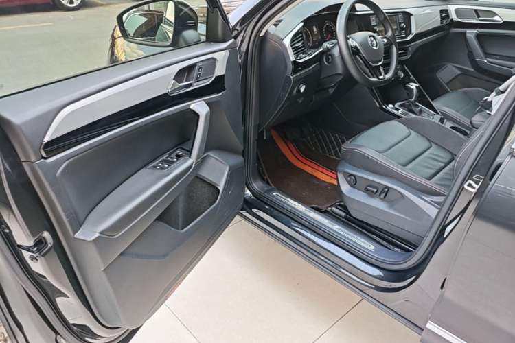 Used Volkswagen Tayron 2019 Teramont Edition 280TSI Two-Wheel Drive Luxury Model China VI Standard Driver Seat