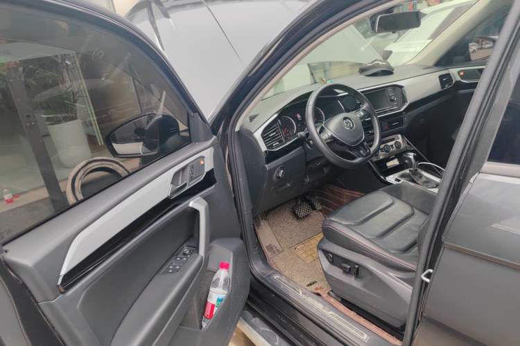 Used Volkswagen Tayron 2019 330TSI Two-Wheel-Drive Luxury Version China V Emission Standard Driver Seat